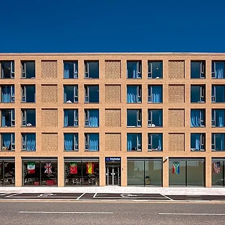 Travelodge Excel-2